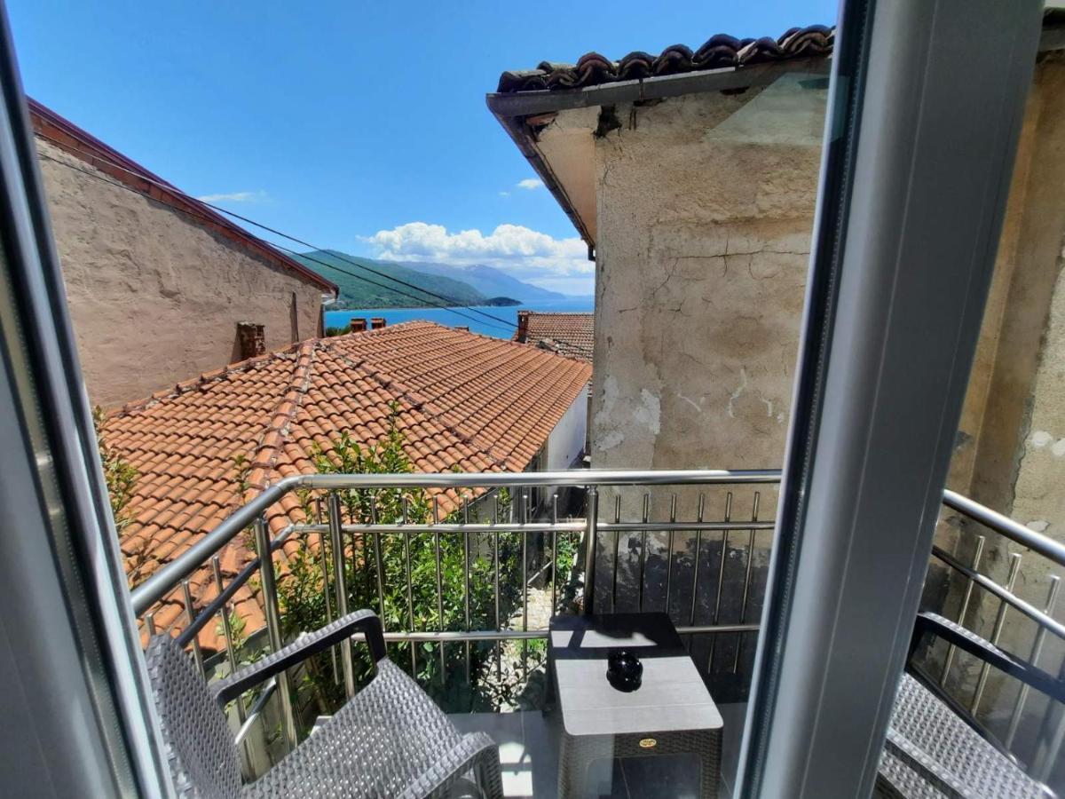Redex Apartments Ohrid Exterior photo