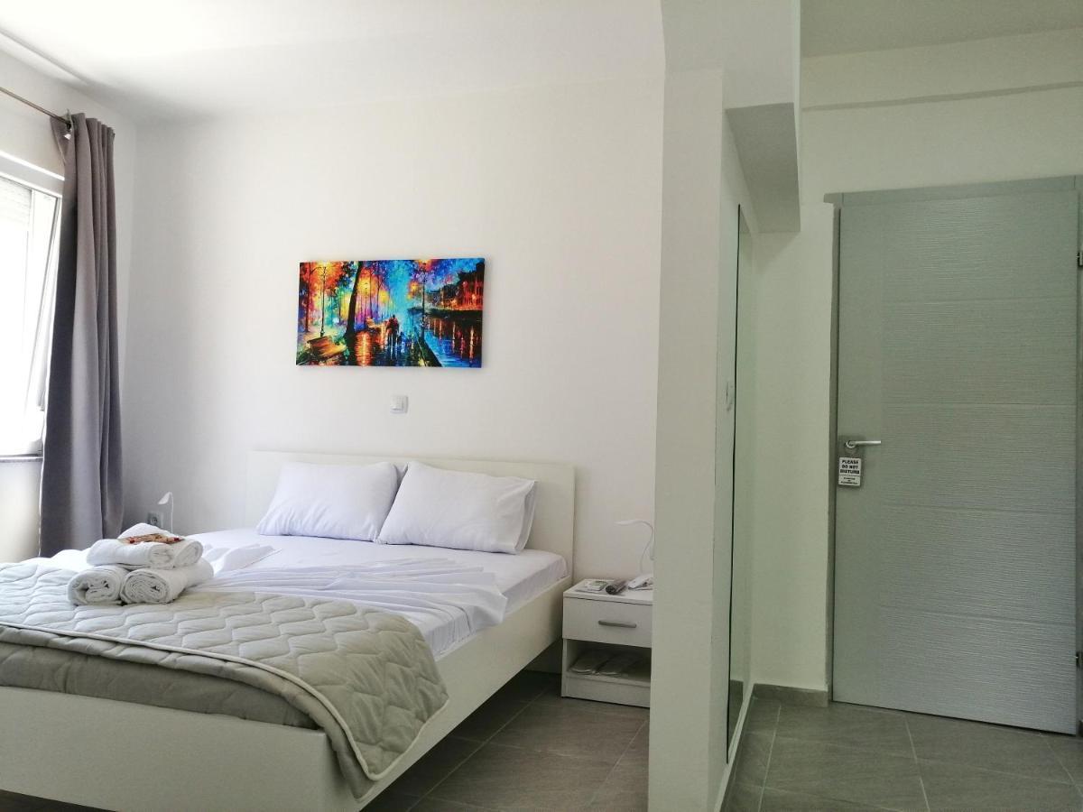Redex Apartments Ohrid Exterior photo